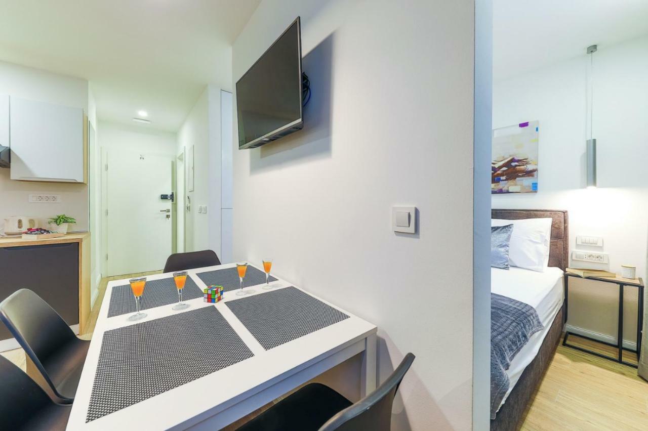 Onesta Apartment Split Exterior photo